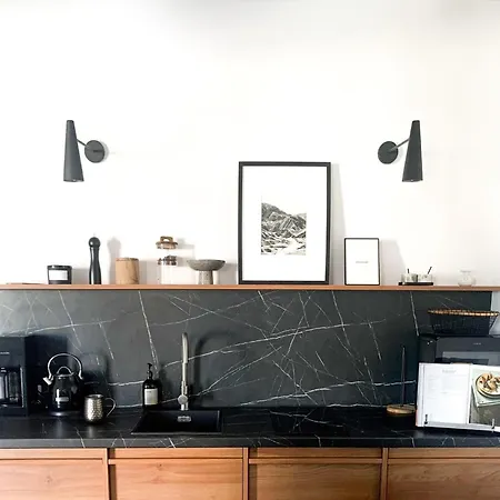 Premium Design I 450 M Zum I Parkplatz I Balkon I Wlan * 다르워보