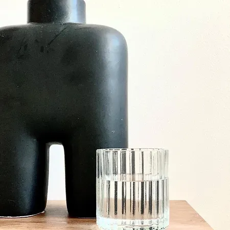 Designer Nur 450 M Vom Entfernt!